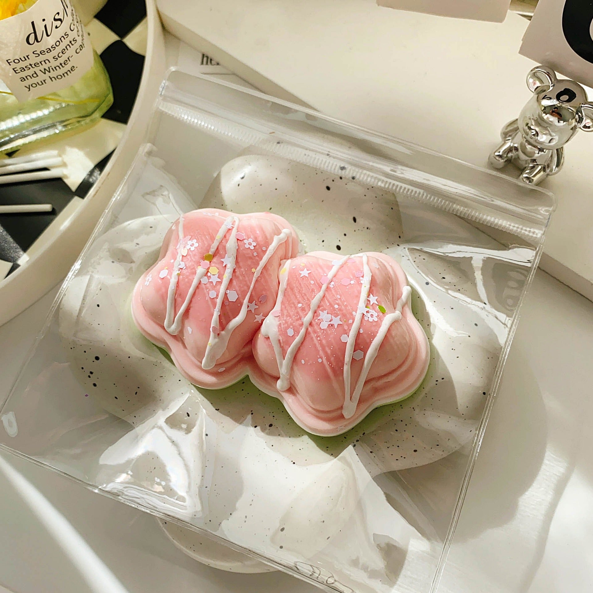 Two Stars Squeezze Taba Squishy toys